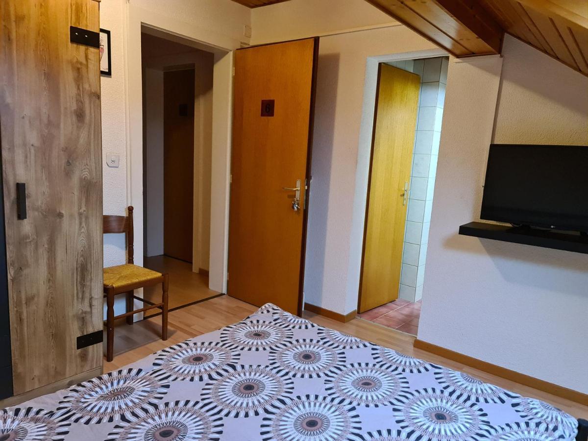 Auberge De Ballens 외부 사진